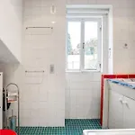 Balcony In Center شقة